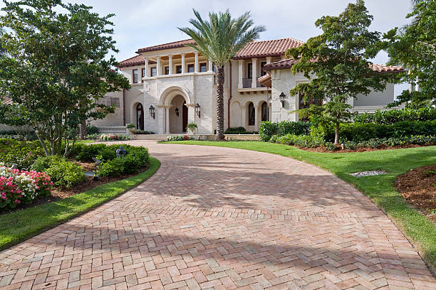 Best Driveway Pavers Near Me  in Clinton, MO