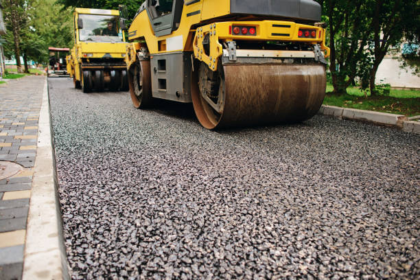 Best Local Driveway Pavers  in Clinton, MO